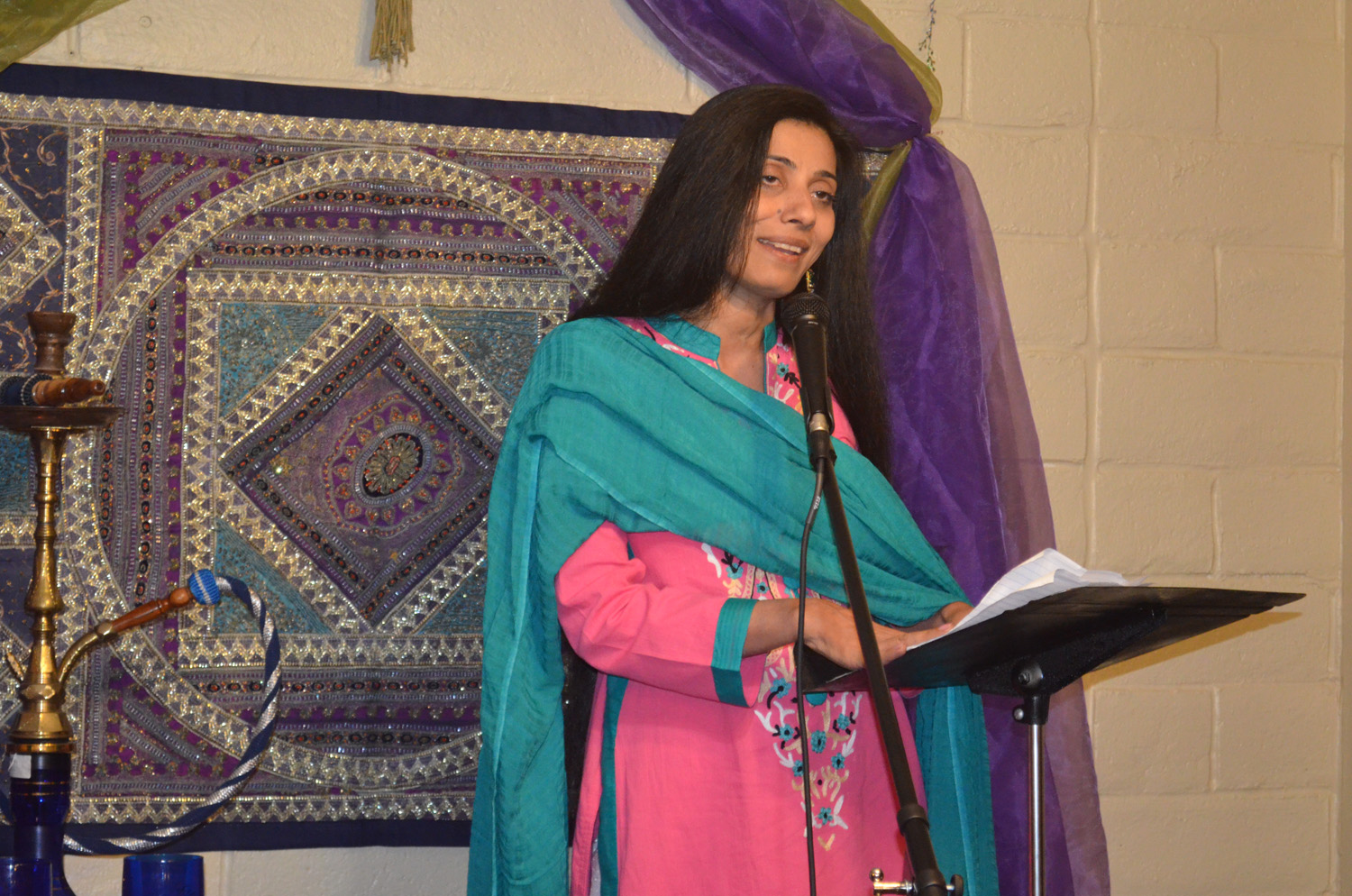 Pak Am Culture 4-28-2012 Durriya